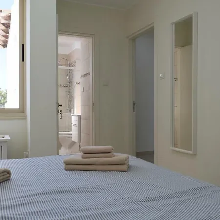 Freminore Apts. 公寓 *