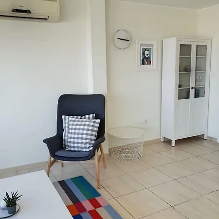 Freminore Apts. * 圣纳帕